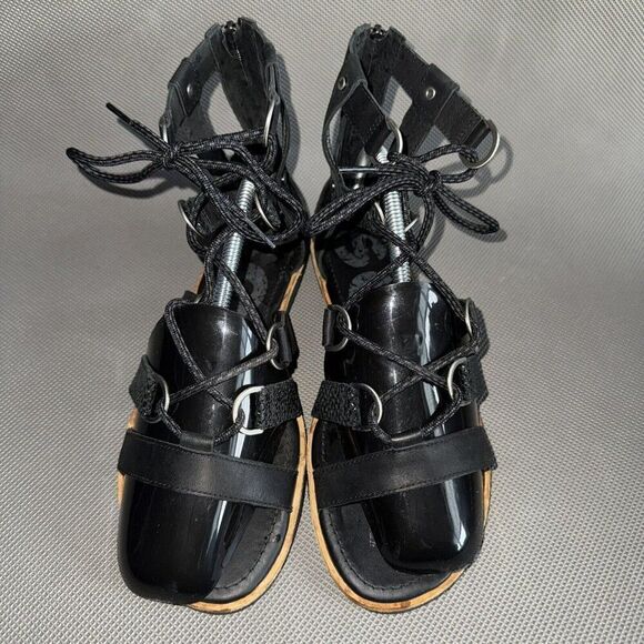 Sorel Gladiator Sandals Ella Black Leather Strappy Heel Zip Snakeskin Size 9 - Picture 3 of 9